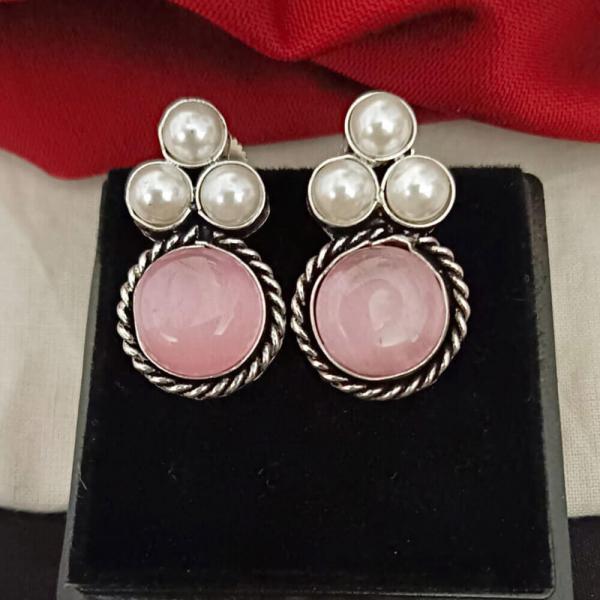 Circle Stone Stud