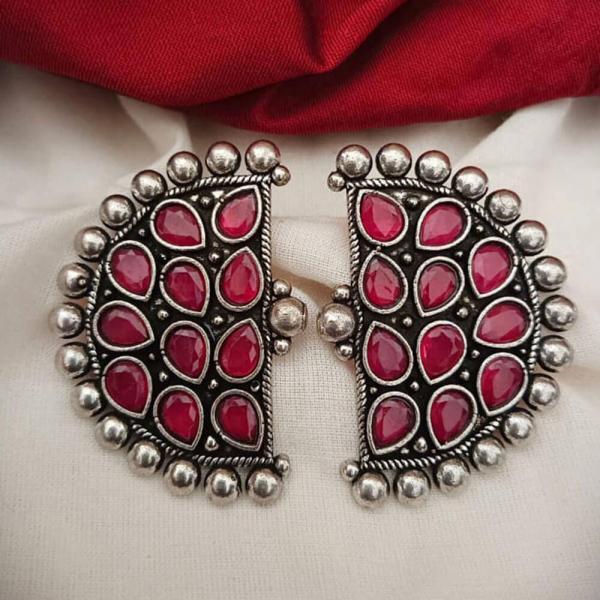 Fancyhalf Silver Stud