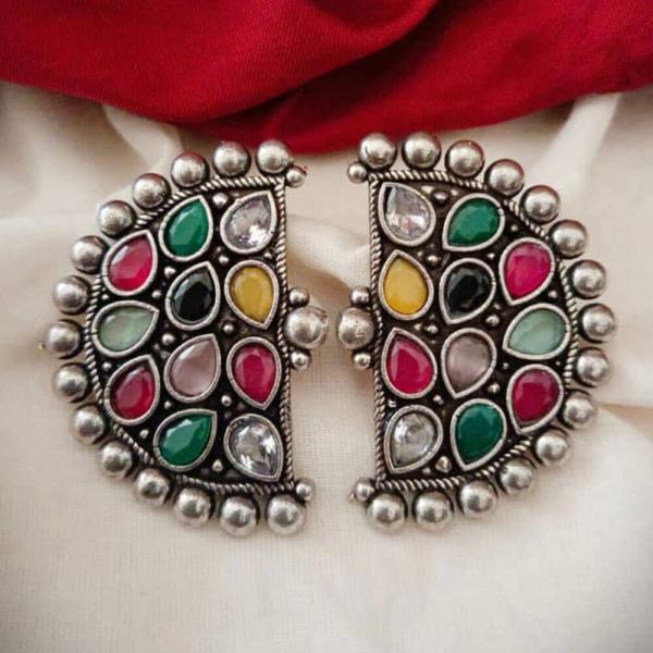 Fancyhalf Silver Stud