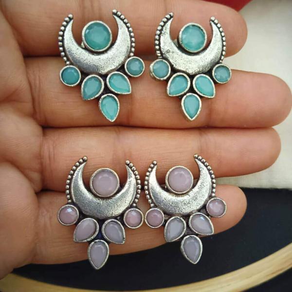 Moonlit Silver Stud