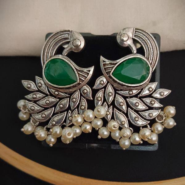 Peacock Plumage Stud