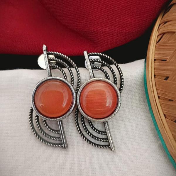 Twisted Stone Stud