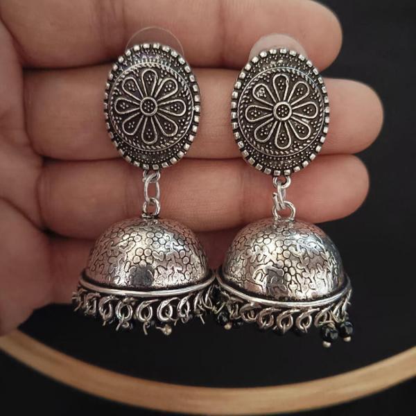 Baruni Jhumki