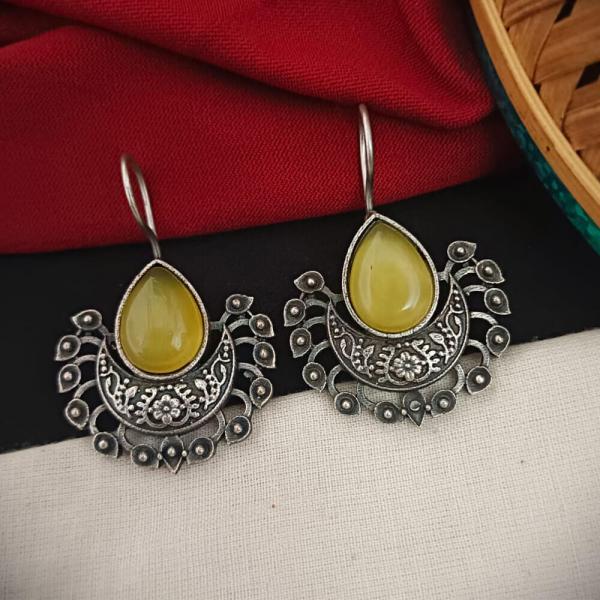 Halfmoon Hoops
