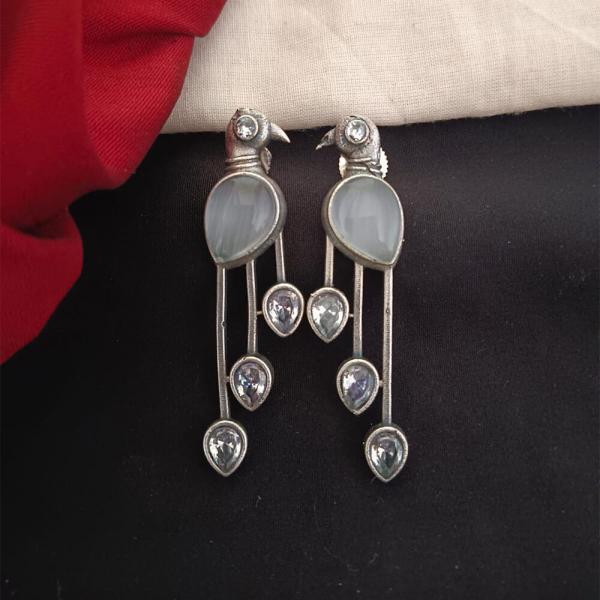 Ishi Beauty Danglers