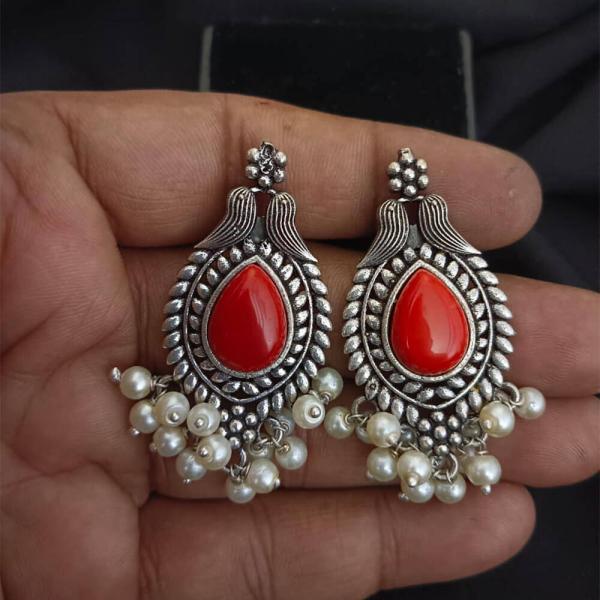 Kiss Bird Danglers
